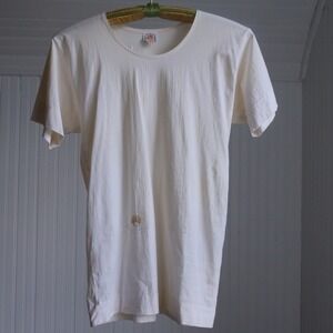 1950s (?) Golden Shell Brand cream t-shirt